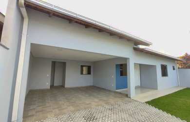 Imagem 2: Casa 3 Quartos com Suíte, Piscina e Churrasqueira em Jaraguá do Sul...