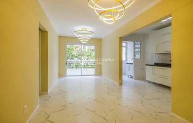 Imagem: O apartamento possui 2 Dormitórios, 2 Banheiros, 1 Vaga na