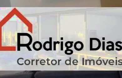 Imagem: O apartamento possui 4 Dormitórios, 1 Banheiro, 2 Vagas na