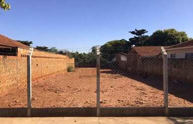 Imagem: O terreno possui 363m² de Área e está localizado em Vila