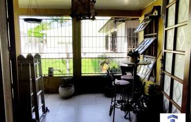 Imagem 6: AMPLA CASA C/ PISCINA A VENDA PRÓXIMO A UPA 24h, UFSC E DIVERSOS COMÉRCIOS...