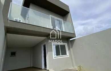 Imagem: A casa possui 3 Dormitórios, 4 Banheiros, 175m² de Área e