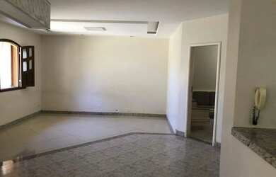 Imagem 10: Casa em Montes Claros, no bairro Cândida Câmara, à venda