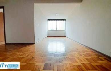 Imagem: O apartamento possui 3 Dormitórios, 1 Banheiro, 2 Vagas na