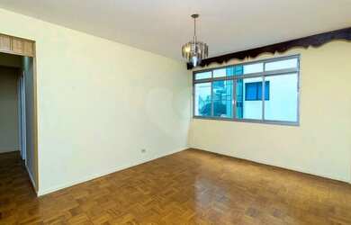 Imagem: O apartamento possui 3 Dormitórios, 2 Banheiros, 2 Vagas na