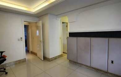 Imagem 15: Alugo apto Duplex semi mobiliado com 260 m2, 04 suítes, 02 vagas, em...