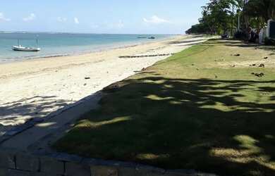 Imagem: A casa possui 3 Dormitórios, 2 Banheiros, Imóvel mobiliado