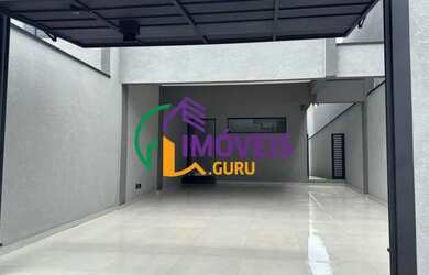 Imagem: A casa possui 3 Dormitórios, 4 Banheiros, 4 Vagas na garagem