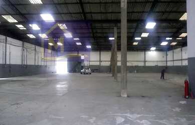 Imagem: O depósito possui 5 Vagas na garagem, 6.000m² de Área e