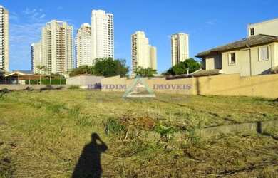 Imagem: O terreno possui 886m² de Área e está localizado em Jardim