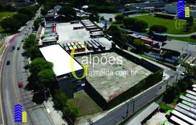 Imagem: O depósito possui 1.361m² de Área e está localizado em