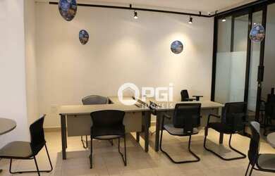 Imagem: O depósito possui 5 Vagas na garagem, 659m² de Área e está