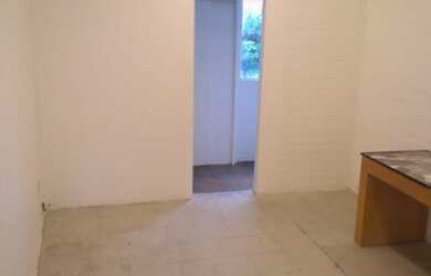 Imagem: O depósito possui 1 Vaga na garagem e 43m² de Área e está