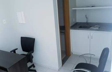 Imagem: O depósito possui 1 Vaga na garagem, 27m² de Área e está