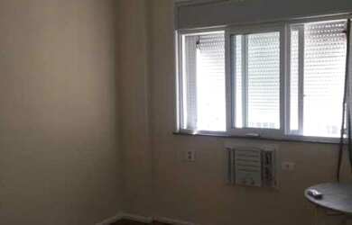 Imagem: A kitnet possui 1 Dormitório, 1 Banheiro, 35m² de Área e