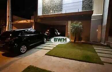 Imagem: A casa em condomínio possui 4 Dormitórios, 4 Banheiros, 4