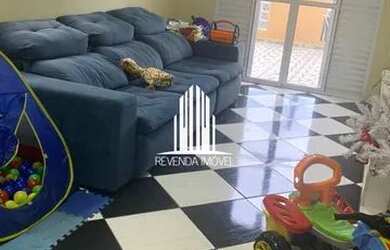 Imagem: A casa possui 3 Dormitórios, 4 Banheiros, 2 Vagas na garagem