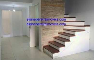 Imagem: A casa em condomínio possui 3 Dormitórios, 3 Banheiros, 2