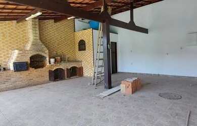 Imagem 7: Ótima casa com piscina à venda no bairro Marquês de Maricá