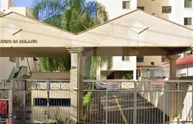 Imagem: O apartamento possui 3 Dormitórios, 1 Banheiro, 1 Vaga na garagem