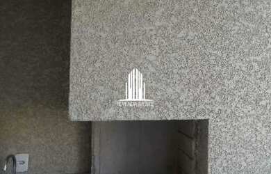 Imagem: O apartamento possui 2 Banheiros, 2 Vagas na garagem, 82m²