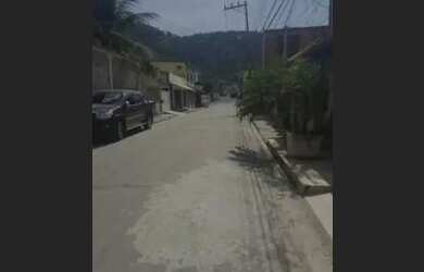 Imagem: A casa possui 1 Dormitório, 1 Banheiro e está localizado