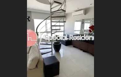 Imagem: O apartamento na cobertura possui 1 Dormitório, 2 Banheiros