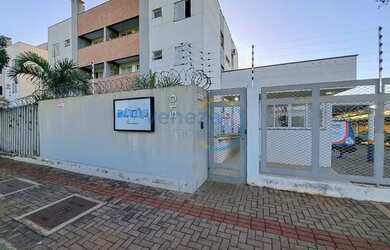 Imagem: O apartamento possui 1 Dormitório, 1 Banheiro, 1 Vaga na garagem