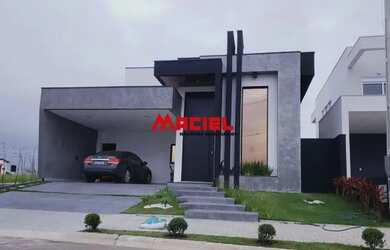 Imagem: A casa em condomínio possui 3 Dormitórios, 3 Banheiros, 2