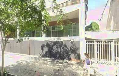 Imagem: O apartamento possui 4 Dormitórios, 3 Banheiros, 181m² de