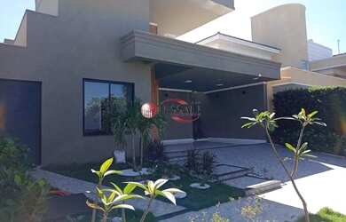 Imagem: A casa em condomínio possui 3 Dormitórios, 4 Banheiros, 4