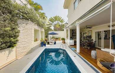 Imagem 2: Casa para VENDA ou LOCAÇÃO, com 400m2 de terreno, 4 suítes, no Condomínio...