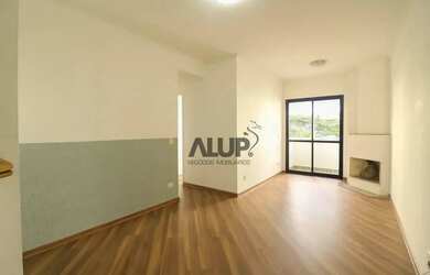 Imagem: O apartamento possui 3 Dormitórios, 2 Banheiros, 1 Vaga na