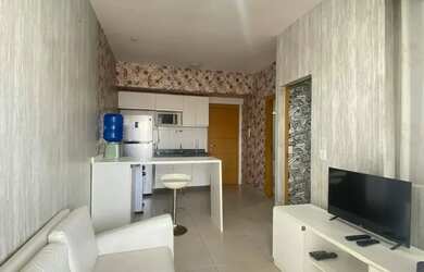 Imagem: O apartamento possui 1 Dormitório, 1 Banheiro, 1 Vaga na garagem