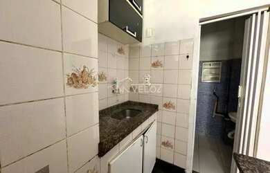 Imagem 10: Kitnet/Conjugado - / Residencial / Centro