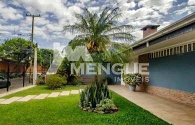 Imagem 14: Aluga-se Casa residencial com 3 dormitórios sendo 2 suítes e conta com 3 vagas de garagem