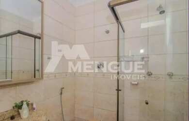 Imagem 4: Aluga-se Casa residencial com 3 dormitórios sendo 2 suítes e conta com 3 vagas de garagem