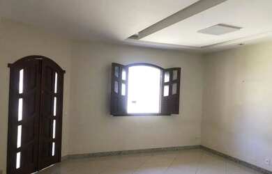 Imagem 14: Casa em Montes Claros, no bairro Cândida Câmara, à venda