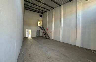 Imagem 3: Galpão / Barracão para Venda em Rio Claro, Vila Saibreiro, 2 banheiros