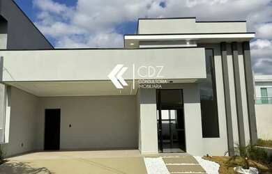 Imagem: A casa em condomínio possui 3 Dormitórios, 3 Banheiros e 212m²