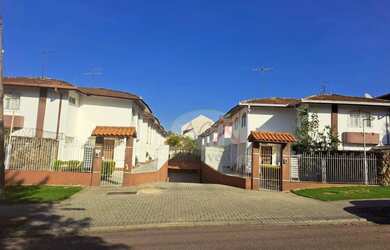 Imagem: A casa em condomínio possui 3 Dormitórios, 1 Banheiro, 1 Vaga