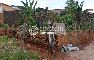 Imagem: O terreno possui 250m² de Área e está localizado em Jardim