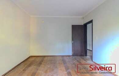 Imagem 13: ALUGA-SE CASA AMPLA COM PISCINA / 4 QUARTOS / 4 VAGAS / BEM LOCALIZADA...