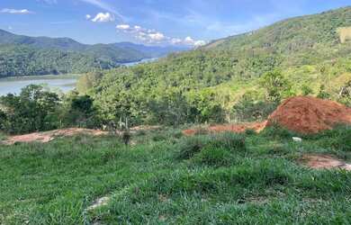 Imagem 8: Terreno Exclusivo Frente à Água Alto Potencial