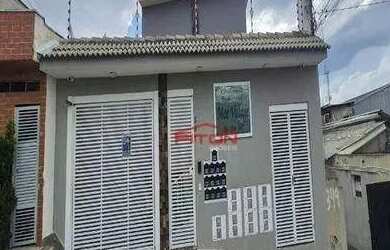 Imagem: A casa possui 2 Dormitórios, 3 Banheiros, 1 Vaga na garagem