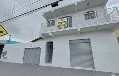 Imagem: A casa possui 3 Dormitórios, 1 Banheiro, 100m² de Área e