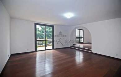 Imagem: O apartamento possui 3 Dormitórios, 4 Banheiros, 3 Vagas na