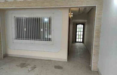 Imagem: A casa possui 2 Dormitórios, 1 Banheiro, 1 Vaga na garagem