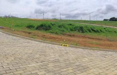 Imagem: O terreno possui 999m² de Área e está localizado em Curitibanos