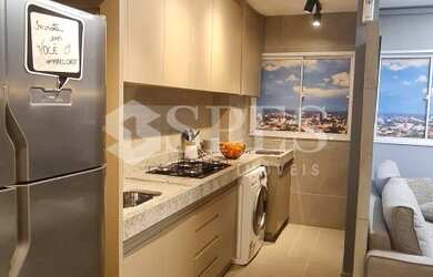 Imagem: O apartamento possui 2 Dormitórios, 1 Banheiro, 1 Vaga na garagem